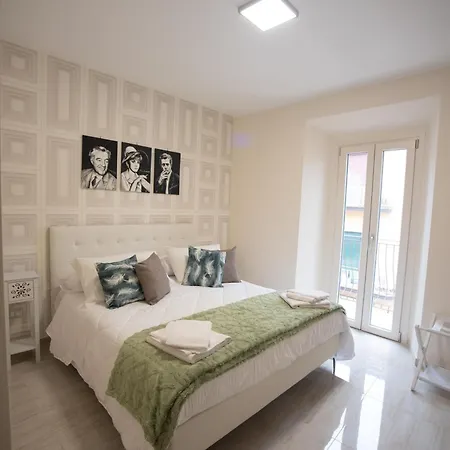 Insula Apartment *